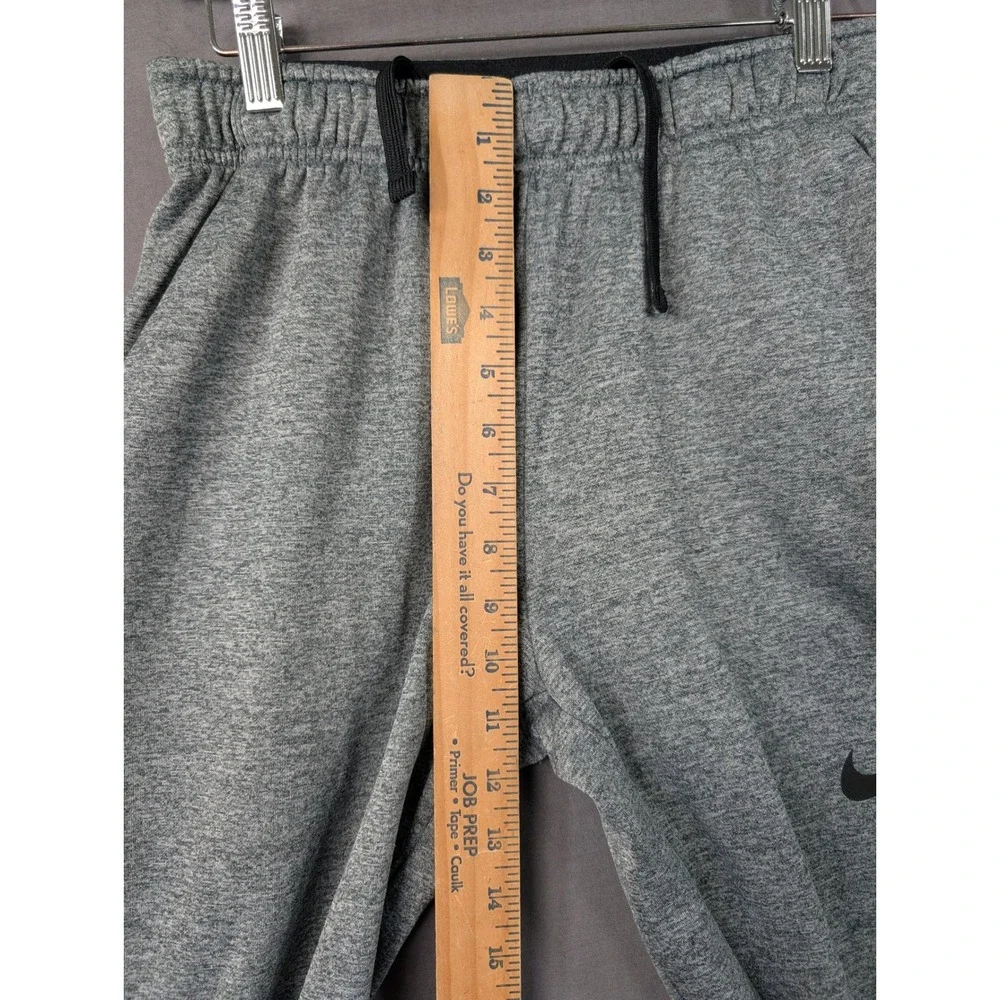 Nike Boys XL Gray Dri-FIT Therma Training Sweatpants Graphic Joggers 6815